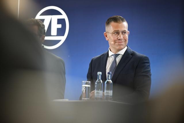 19 March 2026, Baden-Württemberg, Friedrichshafen: Mathias Miedreich, Chief Executive Officer (CEO) of ZF Friedrichshafen AG, speaks during the press conference. Photo: Felix Kästle/dpa