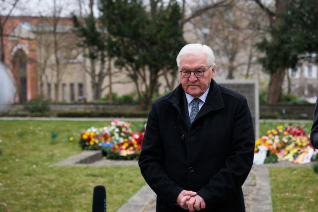 21 March 2026, Berlin: German President Frank-Walter Steinmeier after a visit in front of wreaths laid at the central memorial stone at the Cemetery of the March Fallen. The Cemetery of the March Fallen is one of over 250 sites that collectively commemorate the history of German democracy. Photo: Carsten Koall/dpa