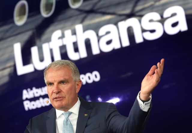 23 March 2026, Bavaria, Munich: Carsten Spohr, Chairman of the Executive Board and CEO of Deutsche Lufthansa, speaks in front of the Airbus A350-900 Rostock during the celebration of Lufthansa's 100th anniversary. Photo: Karl-Josef Hildenbrand/dpa