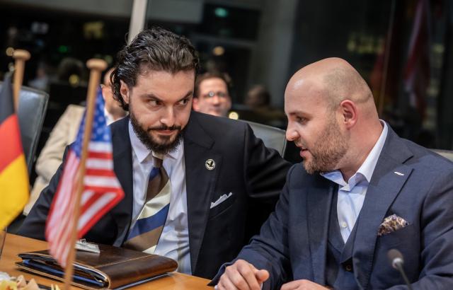 25 March 2026, Berlin: Stefano Forte (L), President of the New York Young Republican Club, participates in the AfD parliamentary group's discussion on 'German-American Relations, the Changing World Order, and Freedom of Speech' alongside Markus Frohnmaier, Deputy Chair and Foreign Policy Spokesperson for the AfD parliamentary group. Photo: Michael Kappeler/dpa