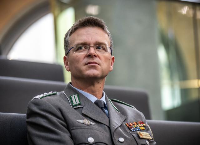 FILED - 22 February 2024, Berlin: National chairman of the Bundeswehr Association Andre Wuestner watches a debate on German foreign and security policy in the Bundestag from the visitors' gallery. Photo: Michael Kappeler/dpa
