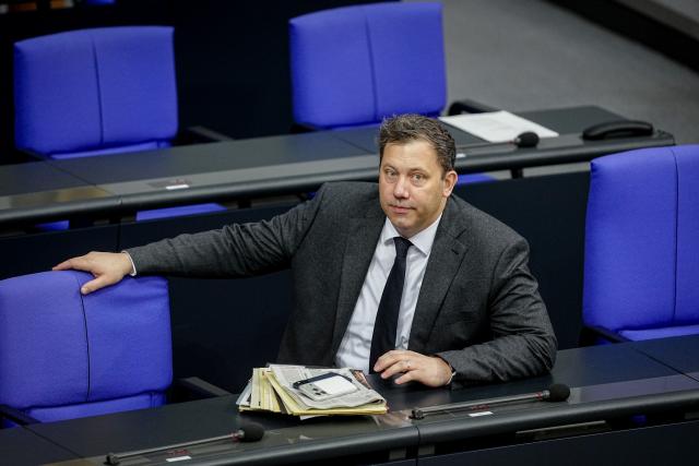 26 March 2026, Berlin: German Minister of Finance Lars Klingbeil attends the plenary session of the German Bundestag. Photo: Kay Nietfeld/dpa