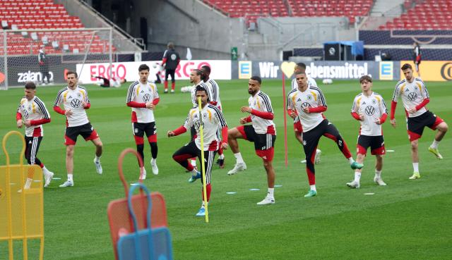 29 March 2026, Stuttgart: Germany players take part in a training session, ahead of Monday's International Friendly soccer match against Ghana. Photo: Christian Charisius/dpa - WICHTIGER HINWEIS: Gemäß den Vorgaben der DFL Deutsche Fußball Liga bzw. des DFB Deutscher Fußball-Bund ist es untersagt, in dem Stadion und/oder vom Spiel angefertigte Fotoaufnahmen in Form von Sequenzbildern und/oder videoähnlichen Fotostrecken zu verwerten bzw. verwerten zu lassen.