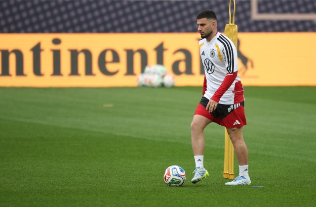 29 March 2026, Stuttgart: Germany's Deniz Undav takes part in a training session, ahead of Monday's International Friendly soccer match against Ghana. Photo: Christian Charisius/dpa - WICHTIGER HINWEIS: Gemäß den Vorgaben der DFL Deutsche Fußball Liga bzw. des DFB Deutscher Fußball-Bund ist es untersagt, in dem Stadion und/oder vom Spiel angefertigte Fotoaufnahmen in Form von Sequenzbildern und/oder videoähnlichen Fotostrecken zu verwerten bzw. verwerten zu lassen.