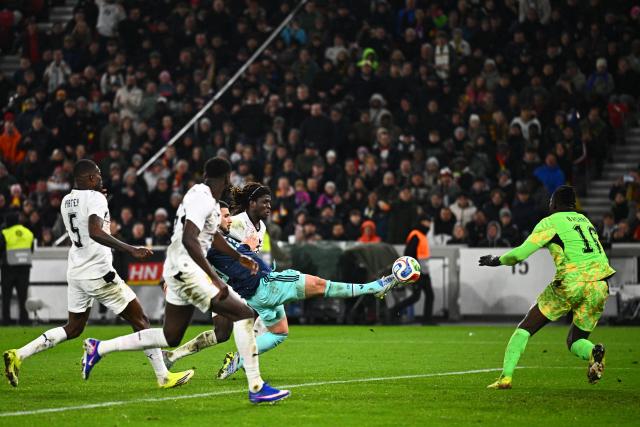 30 March 2026, Baden-Wuerttemberg, Stuttgart: Germany's Deniz Undav (3rd  L) scores his side's second goal during the International Friendly soccer match between Germany and Ghana at MHP Arena. Photo: Tom Weller/dpa - WICHTIGER HINWEIS: Gemäß den Vorgaben der DFL Deutsche Fußball Liga bzw. des DFB Deutscher Fußball-Bund ist es untersagt, in dem Stadion und/oder vom Spiel angefertigte Fotoaufnahmen in Form von Sequenzbildern und/oder videoähnlichen Fotostrecken zu verwerten bzw. verwerten zu lassen.