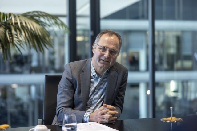PRODUCTION - 23 March 2026, Hesse, Eschborn: Dr. Stephan Leithner, Chairman of the Executive Board, Deutsche Boerse AG, speaks during an interview with the German Press Agency (DPA). Photo: Helmut Fricke/dpa