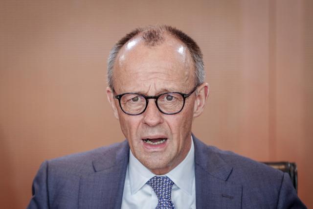 01 April 2026, Berlin: German Chancellor Friedrich Merz takes part in the Cabinet meeting in the Federal Chancellery. Photo: Kay Nietfeld/dpa