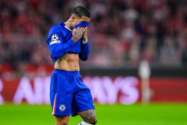 FILED - 17 September 2025, Bavaria, Munich: Chelsea's Enzo Fernandez reacts during the UEFA Champions League soccer match between Bayern Munich and Chelsea FC at Allianz Arena. Photo: Tom Weller/dpa