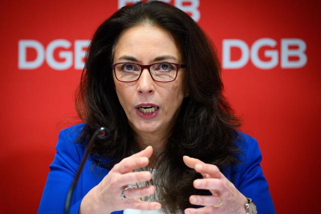 FILED - 20 January 2026, Berlin: President of the German Trade Union Confederation (DGB) Yasmin Fahimi speaks at the DGB's annual press conference at the DGB Federal Executive Board headquarters about the organization's political priorities for 2026. Photo: Bernd von Jutrczenka/dpa