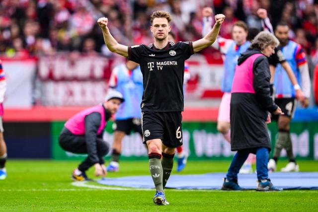04 April 2026, Baden-Wuerttemberg, Freiburg im Breisgau: Bayern Munich's Joshua Kimmich celebrates after the German Bundesliga soccer match between SC Freiburg and Bayern Munich at Europa-Park Stadium. Photo: Tom Weller/dpa - IMPORTANT NOTICE: DFL and DFB regulations prohibit any use of photographs as image sequences and/or quasi-video.