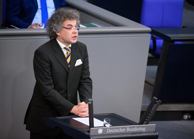 FILED - 12 May 2023, Berlin: Member of the German Bundestag Matthias Moosdorf speaks during a plenary session of the German Bundestag. Photo: Bernd von Jutrczenka/dpa