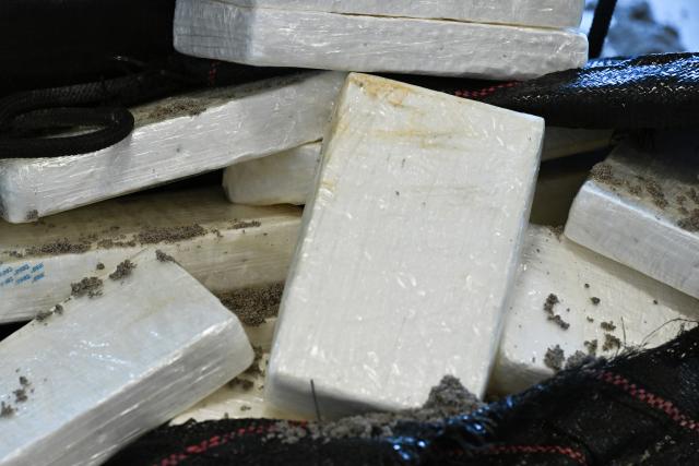 FILED - 24 October 2025, Hesse, Wiesbaden: Seized cocaine is presented during a press conference at the Federal Criminal Police Office (BKA). Photo: Arne Dedert/dpa