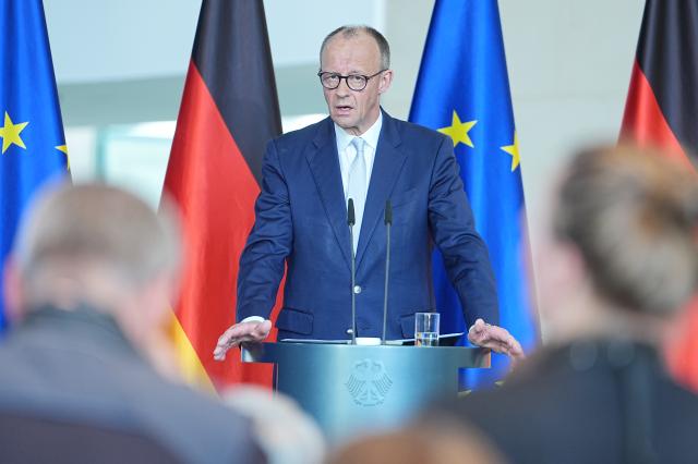 09 April 2026, Berlin: German Chancellor Friedrich Merz gives a press conference on the current international and national situation at the Federal Chancellery in Berlin. Photo: Michael Kappeler/dpa