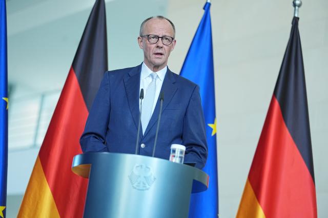 09 April 2026, Berlin: German Chancellor Friedrich Merz gives a press conference on the current international and national situation at the Federal Chancellery in Berlin. Photo: Michael Kappeler/dpa
