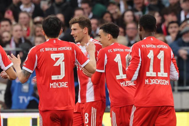 11 April 2026, Hamburg: Bayern Munich's Leon Goretzka celebrates scoring his side's second goal during the German Bundesliga soccer match between FC St. Pauli and Bayern Munich at Millerntor Stadium. Photo: Christian Charisius/dpa - IMPORTANT NOTICE: DFL and DFB regulations prohibit any use of photographs as image sequences and/or quasi-video.