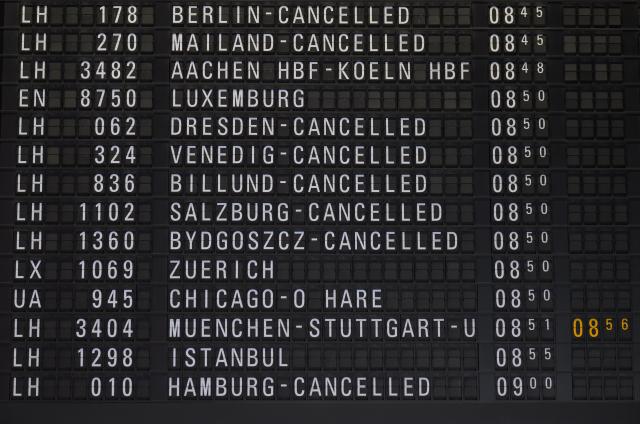 13 April 2026, Hesse, Frankfurt/Main: Canceled Lufthansa flights are shown on a display board at Frankfurt Airport. The Vereinigung Cockpit pilots' union has called for work stoppages at Lufthansa and several subsidiaries on Monday and Tuesday. Photo: Hannes P. Albert/dpa