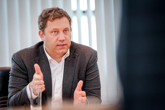 13 April 2026, Berlin: German Minister of Finance and Social Democratic Party of Germany (SPD) Federal Chairman Lars Klingbeil speaks in an interview with journalists from the German Press Agency (dpa) at the SPD party headquarters in the Willy Brandt House. Photo: Kay Nietfeld/dpa