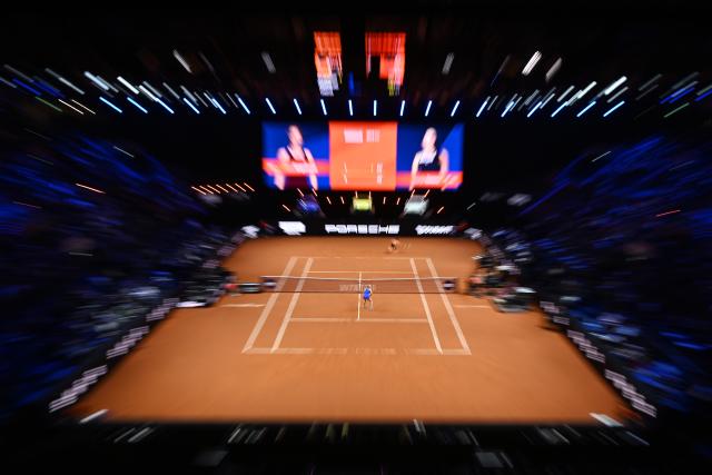13 April 2026, Baden-Wuerttemberg, Stuttgart: German tennis player Laura Siegemund in action against Bulgaria's Viktoriya Tomova during their women's singles round of 32 match of the Stuttgart Open tennis tournament. Photo: Marijan Murat/dpa
