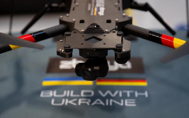 FILED - 13 February 2026, Bavaria, ---: Drones are on a table at drone manufacturer Quantum Frontline Industries. German drone manufacturer Quantum Systems plans to expand its industrial cooperation with Ukraine, with a number of new joint ventures to be revealed during a meeting of high-ranking policymakers, the company said on Tuesday. Photo: Sven Hoppe/dpa