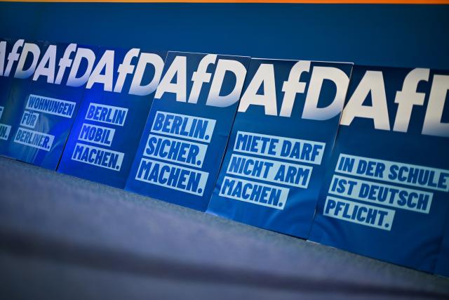 14 April 2026, Berlin: AfD campaign posters lie on the floor during the presentation of the Alternative for Germany (AfD) state chapter's campaign for the House of Representatives election. Photo: Sebastian Christoph Gollnow/dpa