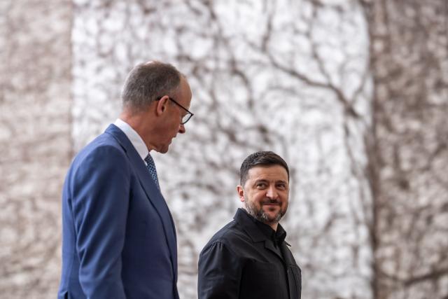14 April 2026, Berlin: German Chancellor Friedrich Merz (L) welcomes Ukrainian President of Volodymyr Zelensky at the Federal Chancellery for the first German-Ukrainian government consultations in many years. Photo: Michael Kappeler/dpa