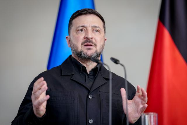 14 April 2026, Berlin: Volodymyr Zelensky, Ukraine's President, speaks at a press conference at the Federal Chancellery during the German-Ukrainian government consultations. Photo: Kay Nietfeld/dpa