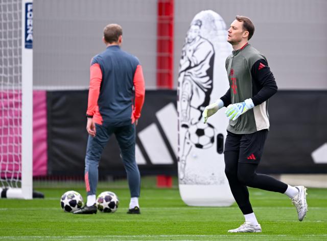 14 April 2026, Bavaria, Munich: Bayern Munich goalkeeper Manuel Neuer in action during a training session at the training facility on Saebener Strasse ahead of Wednesday's UEFA Champions League Quarter-final Second Leg soocer match against Real Madrid. Photo: Sven Hoppe/dpa