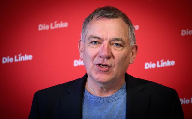 FILED - 23 March 2026, Berlin: Federal chairman of the Left Party Jan van Aken comments on the results of the state election in Rhineland-Palatinate during a press conference at the Karl Liebknecht House. Photo: Bernd von Jutrczenka/dpa