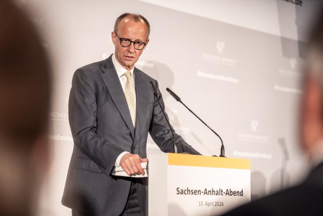 15 April 2026, Berlin: German Chancellor Friedrich Merz speaks during the Saxony-Anhalt Evening under the motto "#modern thinking" at the James-Simon-Galerie. Photo: Michael Kappeler/dpa
