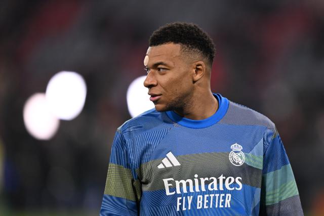 15 April 2026, Bavaria, Munich: Real Madrid's Kylian Mbappe warms up prior to the start of the UEFA Champions League Quarterfinal Second Leg soccer match between Bayern Munich and Real Madrid at Allianz Arena. Photo: Sven Hoppe/dpa