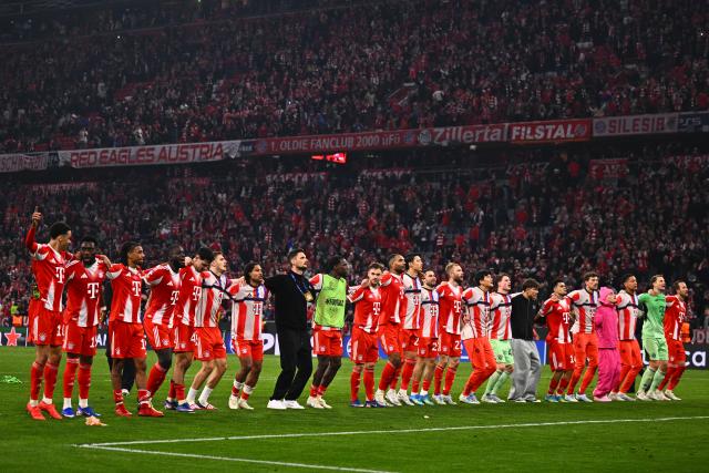 15 April 2026, Bavaria, Munich: Bayern Munich players thank the fans after the UEFA Champions League Quarterfinal Second Leg soccer match between Bayern Munich and Real Madrid at Allianz Arena. Photo: Tom Weller/dpa