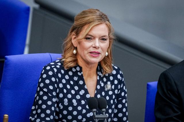 16 April 2026, Berlin: Julia Kloeckner, President of the German Bundestag, opens a plenary session of the German Bundestag, where the agenda includes the first reading of a bill to reduce energy taxes. Photo: Kay Nietfeld/dpa