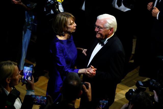 17 April 2026, Berlin: German President Frank-Walter Steinmeier and his wife Elke Buedenbender dance the opening waltz at the Federal Press Ball. Photo: Carsten Koall/dpa