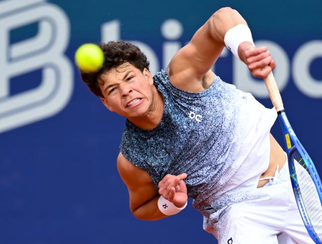 19 April 2026, Bavaria, Munich: US tennis player Ben Shelton in action in action against Italy's Flavio Cobolli during their men's singles final match of the ATP Tour BMW Open by Bitpanda in Munich. Photo: Sven Hoppe/dpa