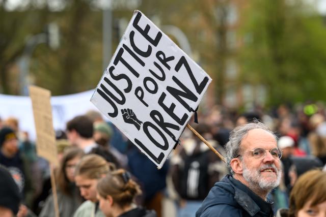 19 April 2026, Lower Saxony, Oldenburg: Demonstrators gather at a rally one year after Lorenz, a 21-year-old Black man, died of wounds sustained after being shot by a police officer following an altercation outside a nightclub. Photo: Izabela Mittwollen/dpa