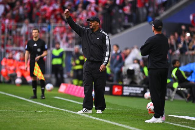 19 April 2026, Bavaria, Munich: Bayern Munich coach Vincent Kompany gives tactical instructions to his players from the touchline during the German Bundesliga soccer match between Bayern Munich and VfB Stuttgart at the Allianz Arena. Photo: Tom Weller/dpa - IMPORTANT NOTICE: DFL and DFB regulations prohibit any use of photographs as image sequences and/or quasi-video.