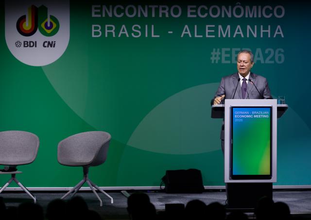 20 April 2026, Lower Saxony, Hanover: Antonio Ricardo Alvarez Alban, President of the Brazilian Confederation of Industry (CNI), speaks at the Hannover Messe Summit. Brazil is the partner country at this year's Hannover Messe. Photo: Michael Matthey/dpa