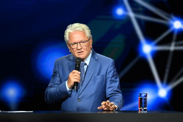 21 April 2026, Lower Saxony, Hanover: CEO of the defense contractor Rheinmetall Armin Papperger speaks during the Hannover Messe industrial trade fair. Photo: Shireen Broszies/dpa