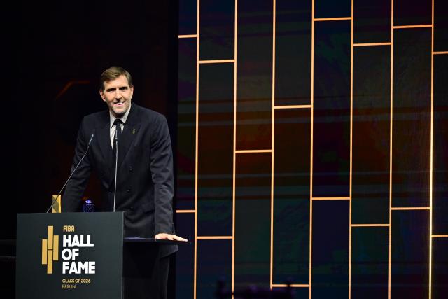 21 April 2026, Berlin: Former German basketball player Dirk Nowitzki speaks during his induction into the FIBA Hall of Fame in 2026. Photo: Sebastian Gollnow/dpa