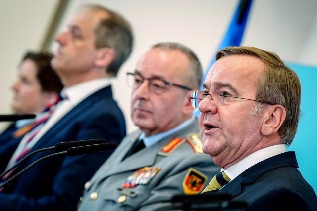 22 April 2026, Berlin: Boris Pistorius, German Minister of Defense, presents the German military strategy at a press conference. The first military strategy describes how Germany will counter threats. The capability profile is the plan that defines the structure and scope of the armed forces for the future. Photo: Kay Nietfeld/dpa