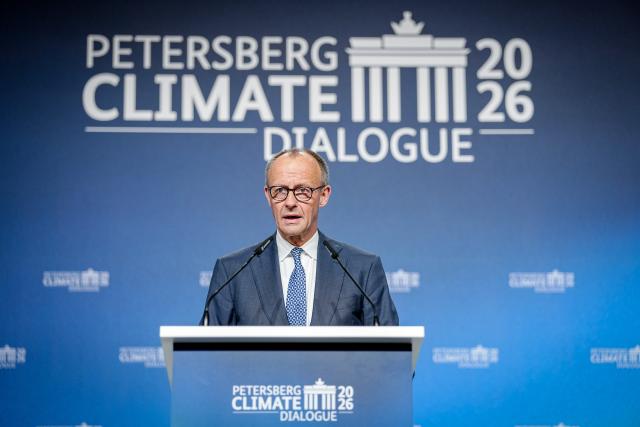 22 April 2026, Berlin: German Chancellor Friedrich Merz speaks during the 17th Petersberg Climate Dialogue in Berlin. Ministers from more than 30 countries as well as high-ranking people from civil society, science, the financial sector and business are expected to attend. Photo: Kay Nietfeld/dpa