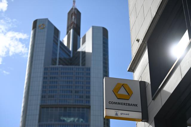 FILED - 16 March 2026, Hesse, Frankfurt_Main: A logo hangs on the facade of a Commerzbank branch. Photo: Michael Brandt/dpa