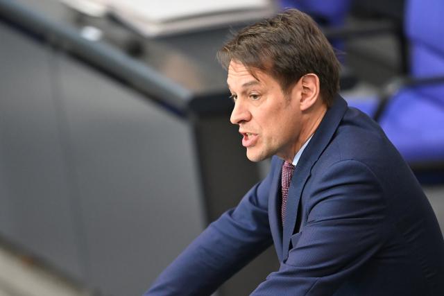 23 April 2026, Berlin: Goetz Froemming speaks at a session of the Bundestag. The topic of a topical hour is the Amadeu Antonio Foundation. Photo: Markus Lenhardt/dpa