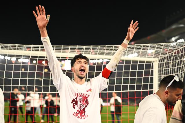 23 April 2026, Baden-Wuerttemberg, Stuttgart: Stuttgart's Atakan Karazor celebrates after winning the German DFB Cup semifinal soccer match between VfB Stuttgart and SC Freiburg at MHPArena. Photo: Tom Weller/dpa - IMPORTANT NOTICE: DFL and DFB regulations prohibit any use of photographs as image sequences and/or quasi-video.