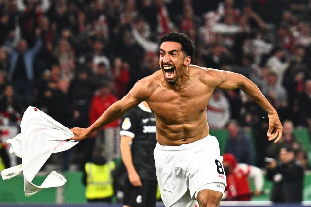 FILED - 23 April 2026, Baden-Wuerttemberg, Stuttgart: Stuttgart's Tiago Tomas celebrates after scoring his side's second goal of the game during the German DFB Cup semifinal soccer match between VfB Stuttgart and SC Freiburg at MHPArena. Photo: Tom Weller/dpa - IMPORTANT NOTICE: DFL and DFB regulations prohibit any use of photographs as image sequences and/or quasi-video.