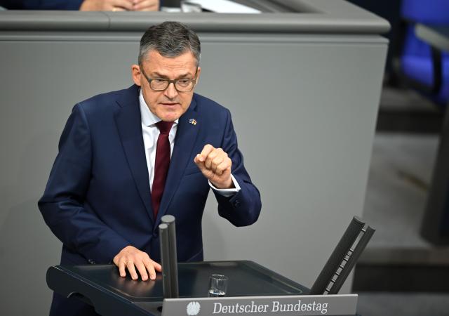 FILED - 17 October 2024, Berlin: Member of the German Bundestag Roderich Kiesewetter speaks during a plenary session of the German Bundestag. Photo: Rabea Gruber/dpa