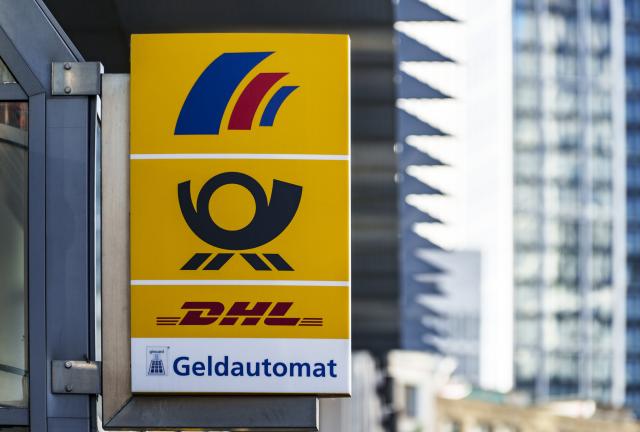 30 April 2026, Hesse, Frankfurt/Main: The Postbank logo is displayed at a branch. After the second unsuccessful round of negotiations, Verdi (Vereinte Dienstleistungsgewerkschaft) has called on the approximately 9,000 Postbank employees to go on warning strikes on April 30 and May 2. The union is demanding an 8 percent pay rise for employees - and fair prospects in the transformation. Photo: Andreas Arnold/dpa