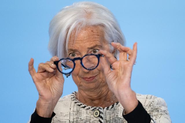 30 April 2026, Hesse, Frankfurt/M.: Christine Lagarde, President of the European Central Bank (ECB), arrives at the press conference after the ECB Governing Council meeting. Photo: Florian Wiegand/dpa