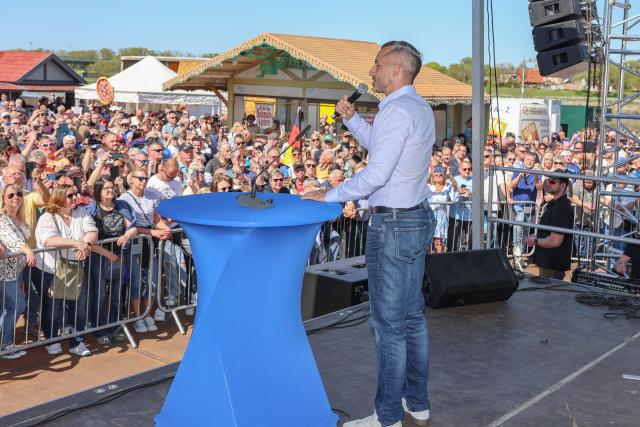 01 May 2026, Saxony-Anhalt, Schoenebeck: Alternative for Germany (AfD) lead candidate Ulrich Siegmund speaks at the European Family Festival organized by the ESN party (Europe of Sovereign Nations) on Salzblume Square. Photo: Peter Gercke/dpa