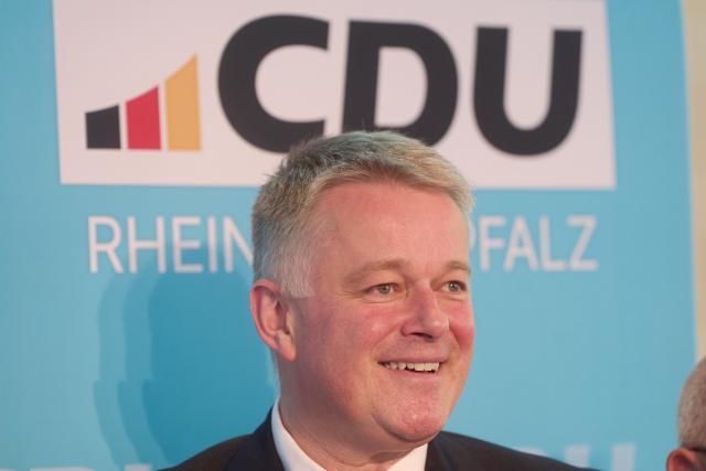02 May 2026, Rhineland-Palatinate, Mainz: CDU Chairman and future Minister President Gordon Schnieder smiles after the party's decision on the negotiated coalition agreement. Photo: Thomas Frey/dpa